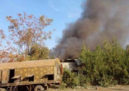 مصرع شاب مصري وإصابة طفلة بانفجار في رفح