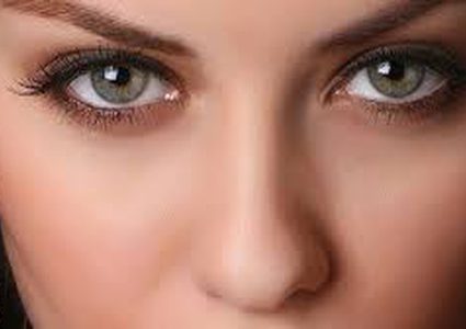 ثلاث خطوات لعينين واسعتين وبراقتين