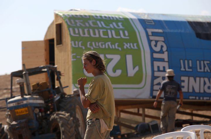 الأغوار: "مد الحبال" وسيلة جديدة لسلب الأرض