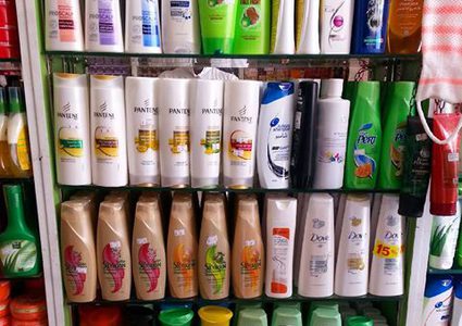 تجربة تظهر نتائج شراء أنواع الشامبو الرخيصة