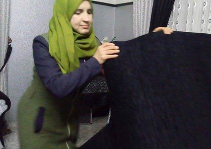 الشابة رداد .. عندما تقتحم المرأة مهنة حكرا على الرجال (صور)