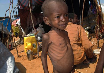 تحذيرات من خطر المجاعة باليمن ودول أفريقية