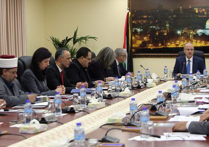 رئيس الوزراء: نأسف لما حدث ونعتز بتضحيات الشهداء