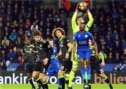 كورتوا يقطع الطريق على ريال مدريد