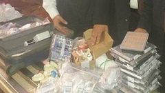 الإسرائيليون يهربون بمليارات الدولارات عبر المطارات