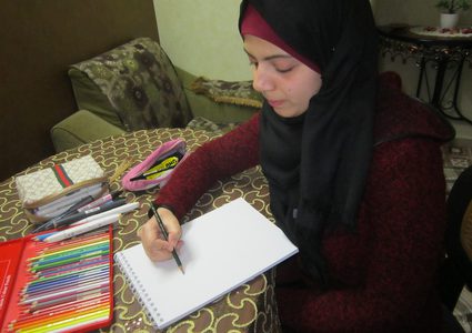 الفتاة الزعتري .. تلتقط تفاصيل الحياة في الوجوه (صور)