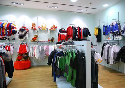 أسباب تجعلك تقتني ماركات الملابس العالمية