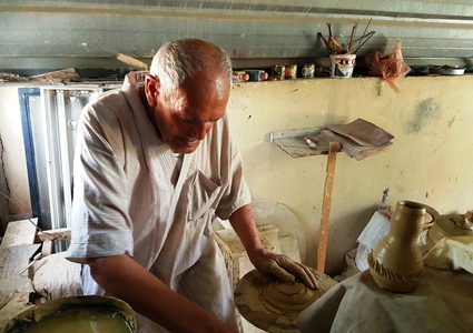 صناعة الفخار في طولكرم ... إرثٌ يواجه الإندثار (صور)