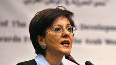 تنديد اسرائيلي بالتكريم الفلسطيني لريما خلف