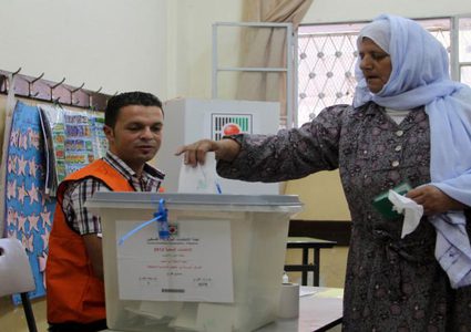 ماراثون الانتخابات .. الرئيس يصدر مرسوما وإقبال ضعيف على الترشح (وثيقة)