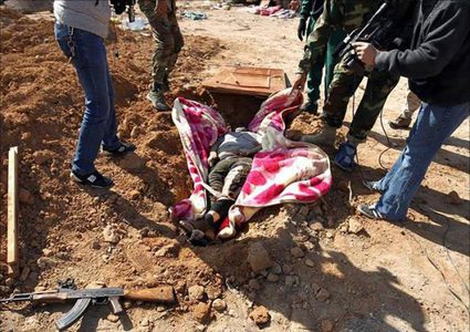 قوات حفتر تنبش القبور و"الاعلى الليبي" يخاطب الجنائية الدولية