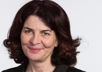 طبيبة بريطانية تطالب بأحقية النساء بمعرفة نوع الجنين