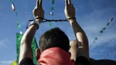 الافراج عن أسيرين اليوم