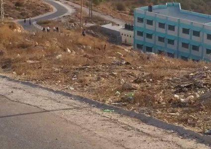 "كفر عبوش" .. الطريق الى المدرسة شاقة (صور)