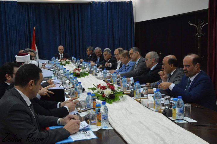 الحكومة لن تقبل بالفوضى وهيئة لتطوير أريحا والأغوار