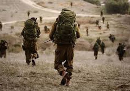 جيش الاحتلال يجري تدريبات في النقب