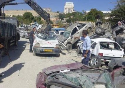 شرطة طولكرم تتلف 80 مركبة غير قانونية