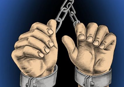 الأسير سعادة مضرب عن الطعام