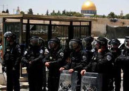 الإحتلال يغلق طرقا بالقدس لصالح مهرجان تهويدي