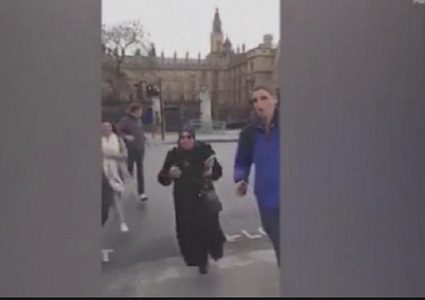 اللحظات الأولى لهجوم لندن "فيديو"