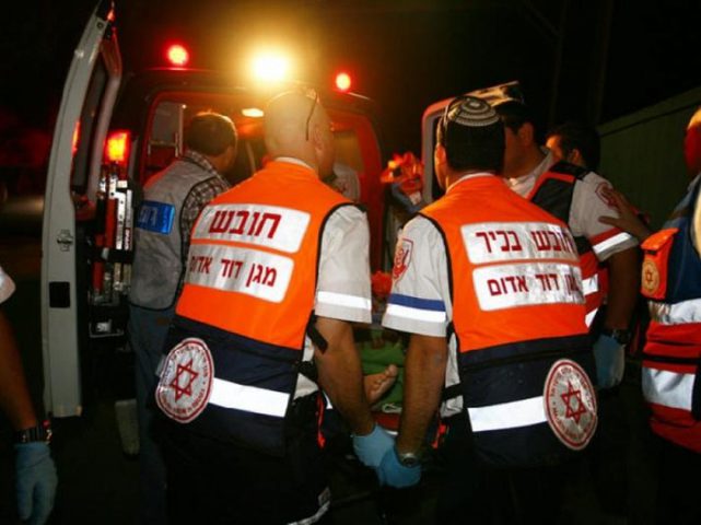 اصابة اسرائيليين بجروح طفيفة بحريق في القدس
