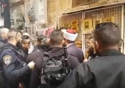 اعتقال حارس المسجد الاقصى "فيديو"
