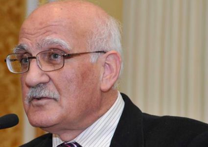 التربية تنعى العالم الفلسطيني الكبير علي نايفة