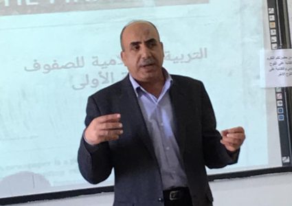 ثروت زيد: المناهج الإسرائيلية تحرض على الفلسطينيين