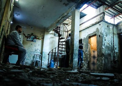 القدس .. سلوك الفُرجة يهدد  "خاصكي سلطان" (صور)