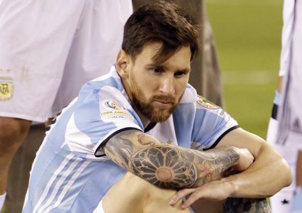 الأرجنتيني ميسي مهدد بعقوبات من الفيفا