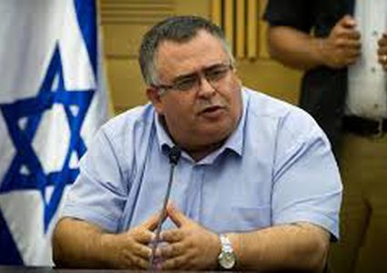 بيتان: الليكود مستعد إلى حل وسط مع كحلون