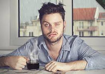 لماذا  تشعر بالإرهاق عند الاستيقاظ؟