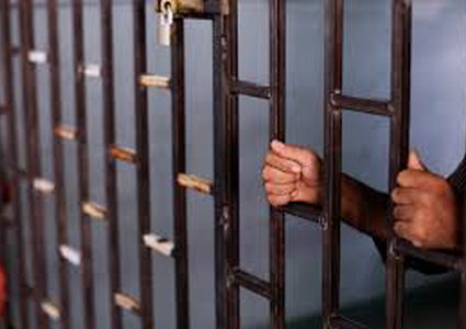 خمس سنوات سجن لأمريكي عذب كلبه