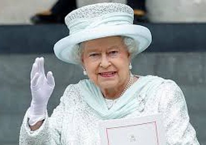 ملكة بريطانيا تبحث عن خياط براتب 22 ألف جنيه استرليني