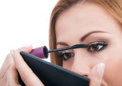 واكبي الموضة وتخلي عن الماسكارا