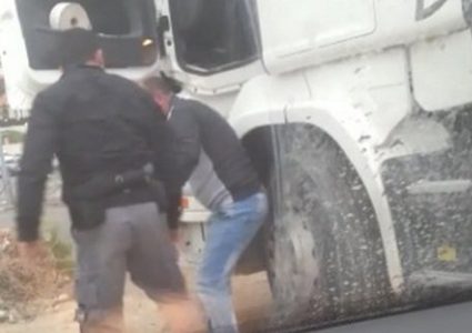 لائحة اتهام ضد شرطي إسرائيلي نكل بمقدسي