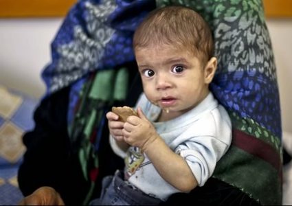 ورقة تعرقل حياة " أبو صالح" وتحكم عليه بالفقر