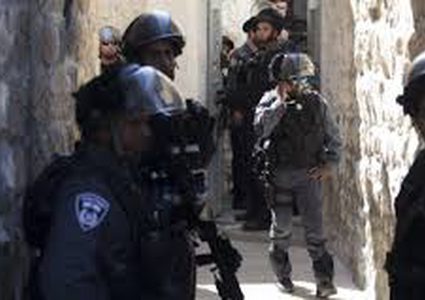 الاحتلال يداهم منزل أسير محرر من ذوي الإعاقة في جنين