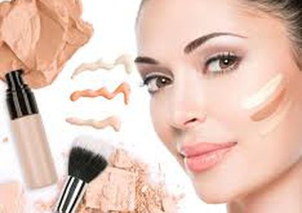 كريم الأساس المناسب للبشرة الدهنية