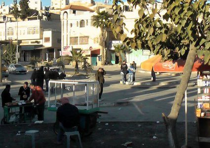 الظاهرية ..  وجهة فلسطينيي الداخل ونقطة تواصل (صور)