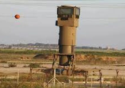 استهداف أراضي المزارعين شرق غزة وخانيونس