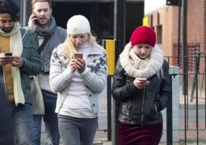 الهواتف الذكية السبب في ارتفاع عدد الوفيات