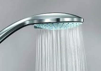 حلول لمشاكل الشعر بسبب مياه الصنبور