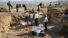 اسرائيل تسلم رفات ثلاثة جنود للاردن
