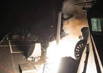 ترامب يعلن الحرب على سورية.. قتلى ودمار في قاعدة الشعيرات (فيديو)