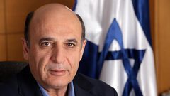 موفاز وشارون خططا لنفي عرفات