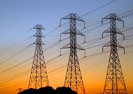 هل سيتغير جدول الكهرباء في غزة الأيام المقبلة؟