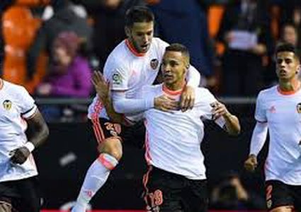 فالنسيا يواصل الصحوة ويجتاز سيلتا فيجو