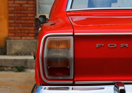 التلوث في الصين يدفع فورد للعمل بالكهرباء