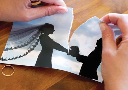 "طلاق سعيد "... حين تصبح الخيانة على مرئى الزوجة